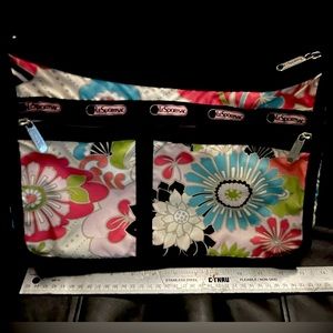 LeSportSac Deluxe Everyday Bag, Geometric Floral Pattern
